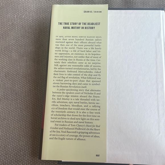 Red Mutiny - Neal Bascomb, hardcover history historical fiction - Picture 3 of 8